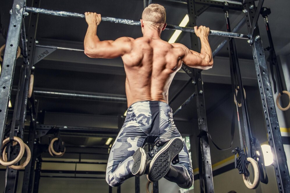 Strength Training For Athletes: 9 Highly Effective Exercises